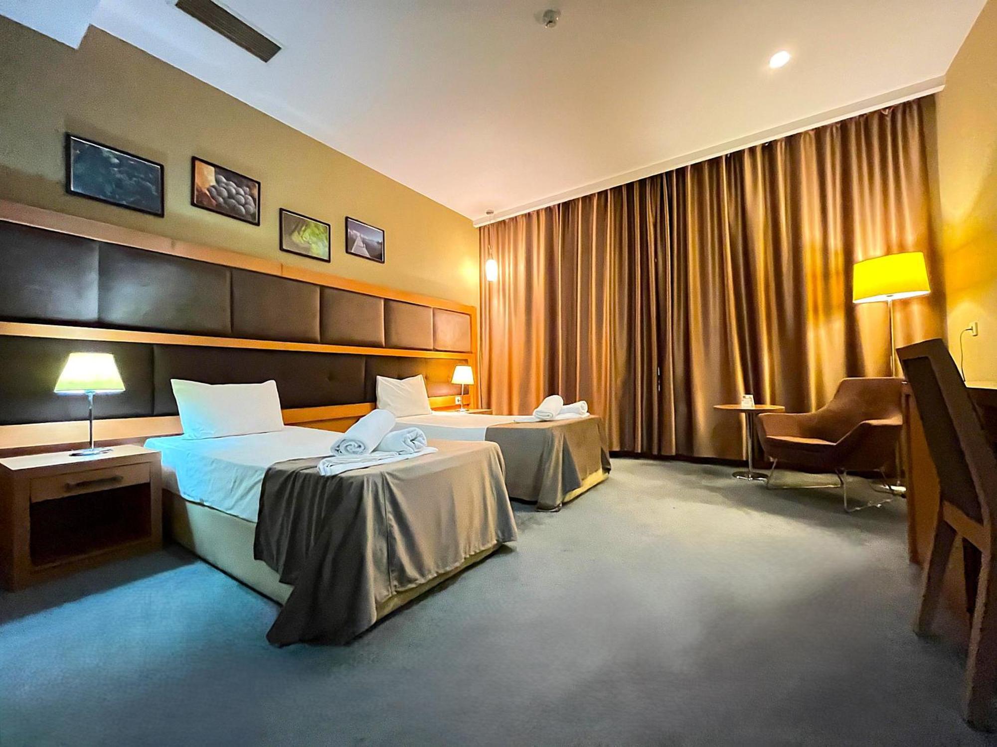 Gm City Hotel Baku Room photo